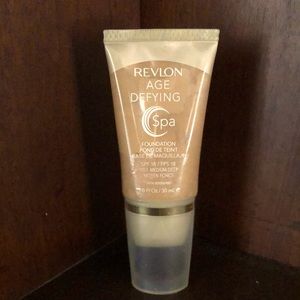 Revlon Age Defying Spa Foundation